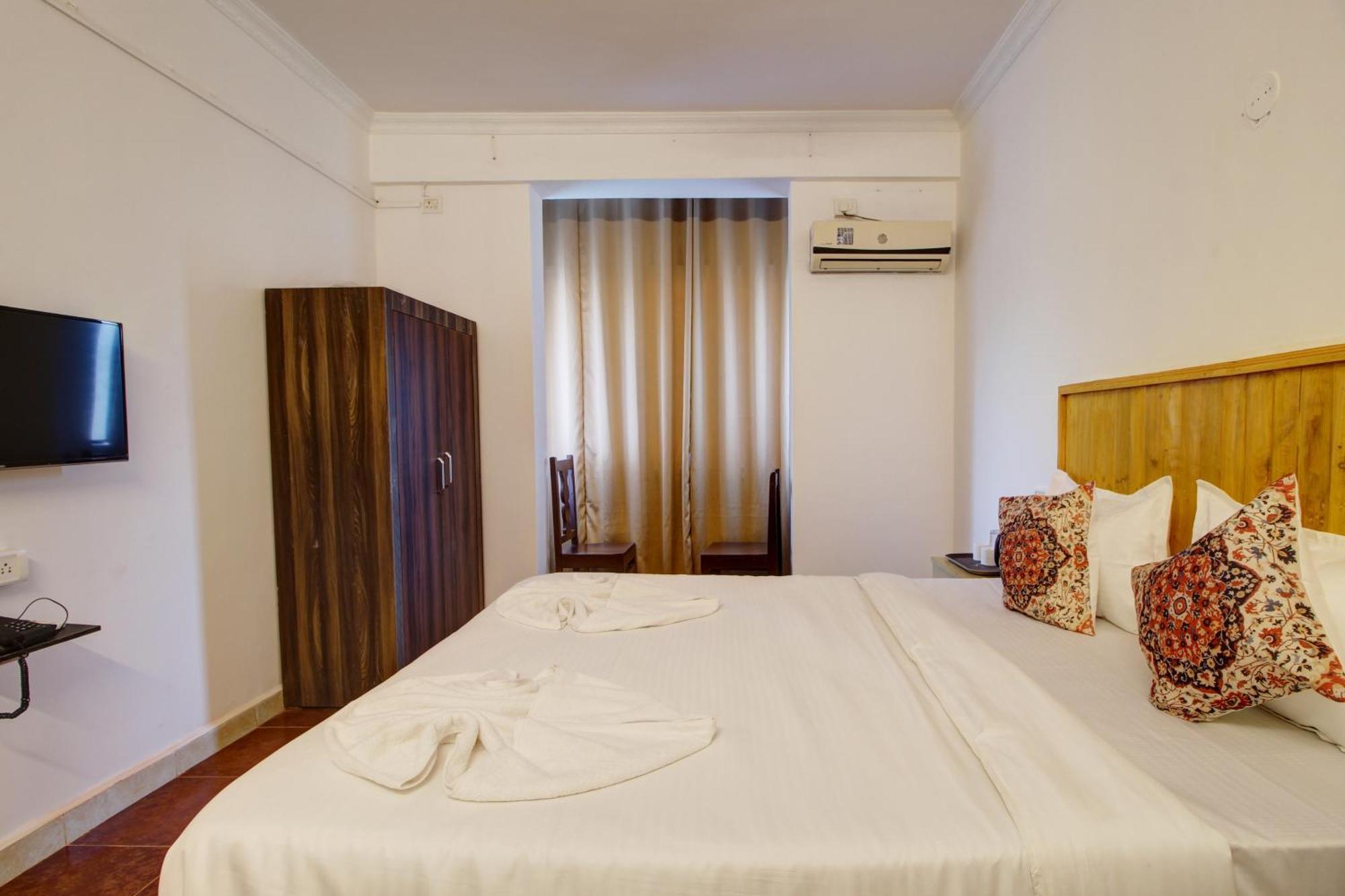 Hotel Pleasure Inn Near Turtle Beach Morjim Manage By Ld Group Of Hospitality Extérieur photo